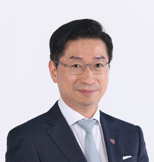 Professor Philip Chiu